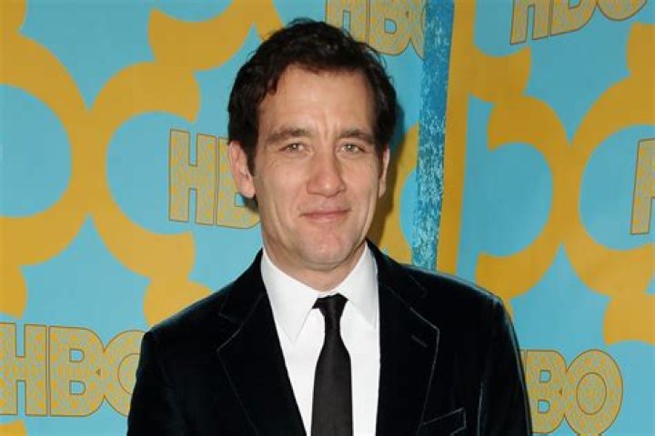 Who is Clive Owen's Wife? SarahJane Fenton Used to Act, But Now She's