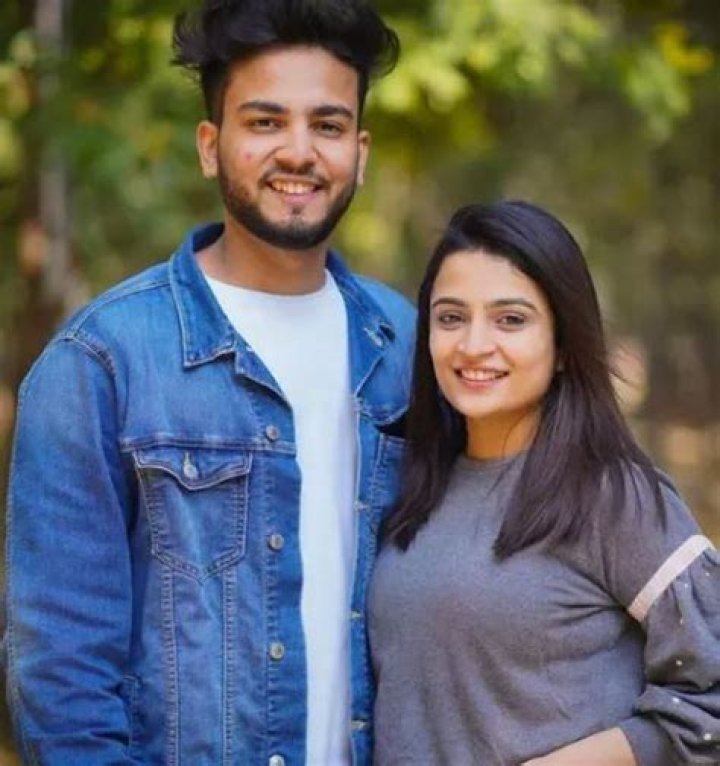 Who Is Elvish Yadav Girlfriend Kriti Mehra? Real Name And