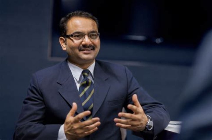Who Is Fahad Siddiqui On Dubai Bling And What's His Net Worth?