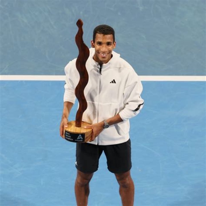 Who Is Felix AugerAliassime's Girlfriend? All About Nina Ghaibi