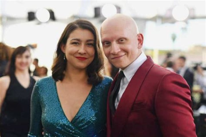 Who is Gia Olimp? Biography, age, husband, career, social media, net