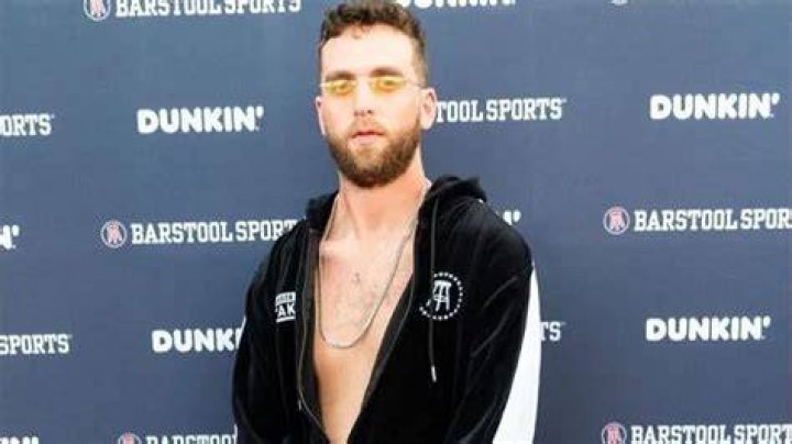 Who Is Hank Lockwood? All About His Age, Net Worth, & Girlfriend