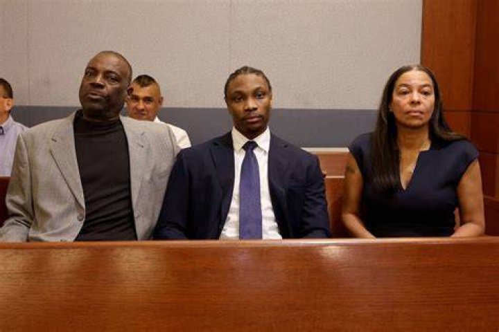 Who is Henry Ruggs' girlfriend Kiara KilgoWashington? NFL star's