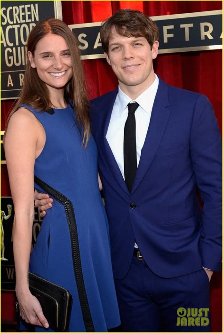 Who is Jake Lacy's Wife Lauren Deleo? Her Age, Family & More