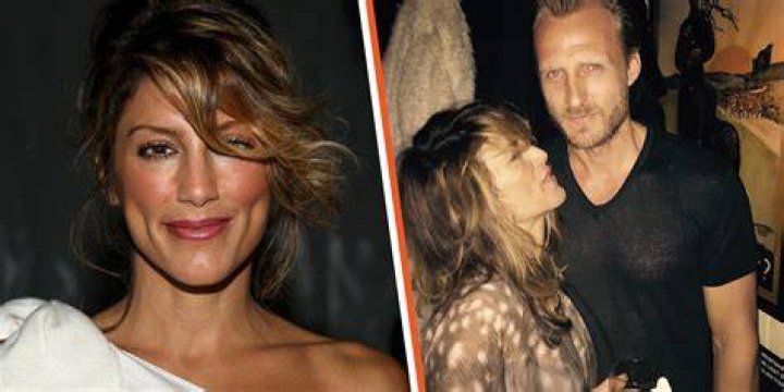 Who Is Jennifer Esposito Father Robert Esposito? Siblings SHSTRENDZ