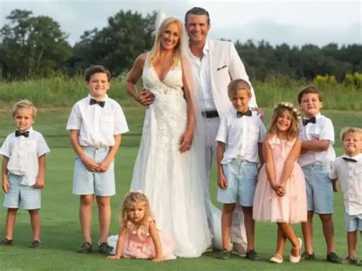 Who is Jennifer Rauchet? All About Pete Hegseth&rsquo;s Wife &mdash; citiMuzik