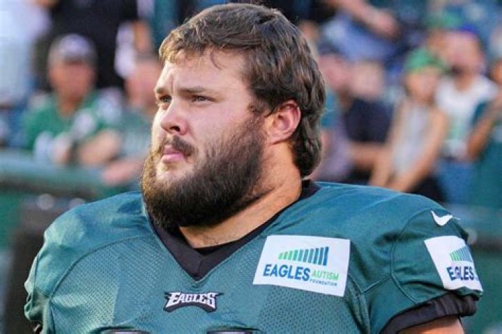 Who is Josh Sills, his age, parents, Eagles contract, salary and net