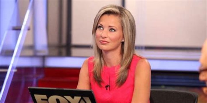 Who is journalist Sandra Smith from Fox News? Bio Education, Net Worth