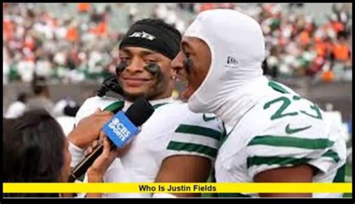 Who Is Justin Fields' Girlfriend? Who Is The Football Player Dating Now