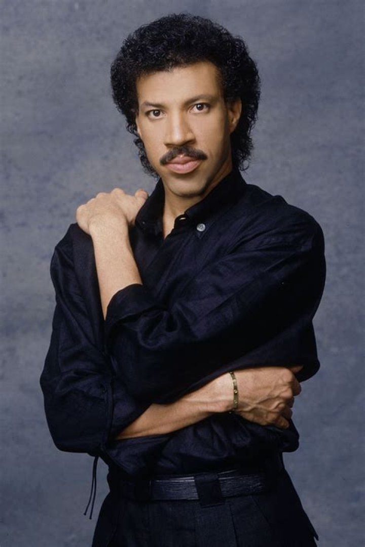 Who is Lionel Richie's girlfriend Lisa Parigi? The US Sun