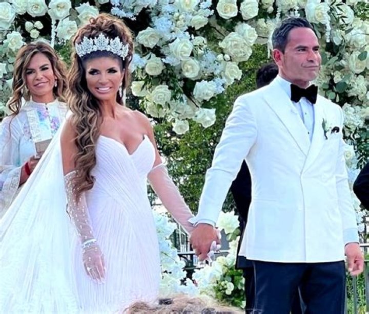 Who is Luis Guzm&aacute;n wife Angelita GalarzaGuzman?