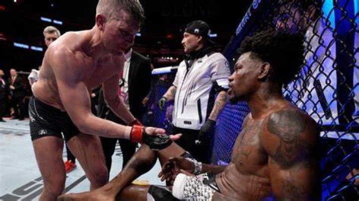 Who is MMA Stephen Thompson's Girlfriend?