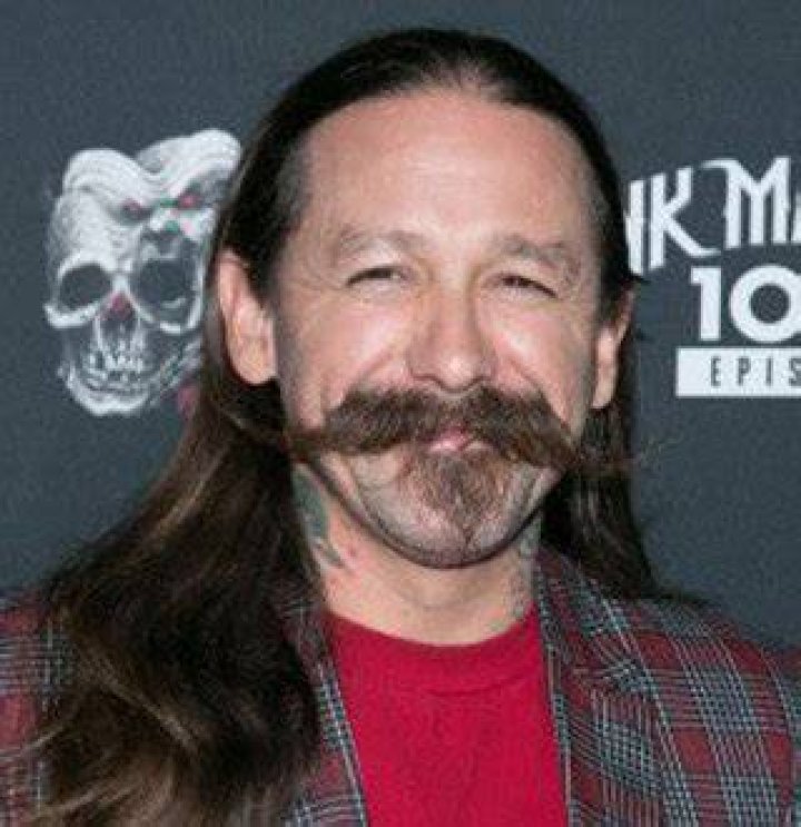 Who Is Oliver Peck Wife? Personal Life Talks