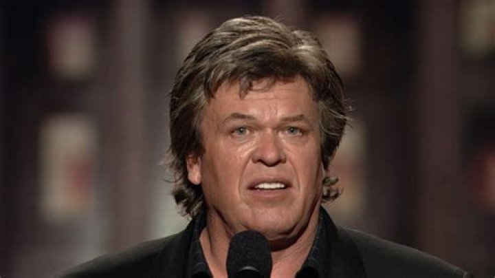 Who is Ron White's Girlfriend in 2022? Is He Dating Someone? OtakuKart