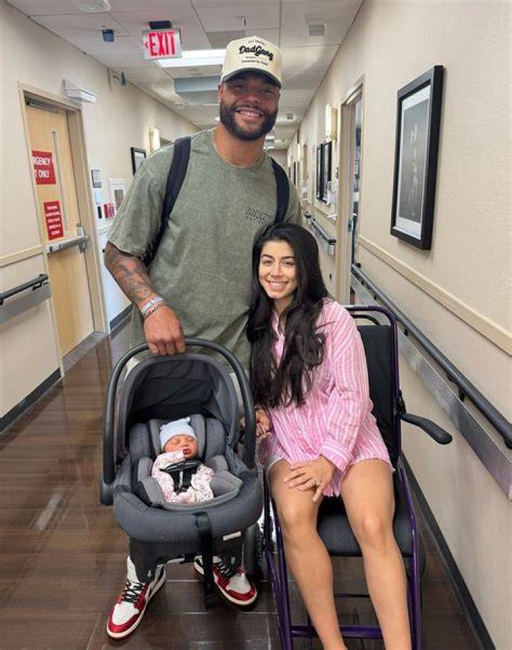 Who Is Sarah Shahi’s Daughter, Violet Moon Howey?
