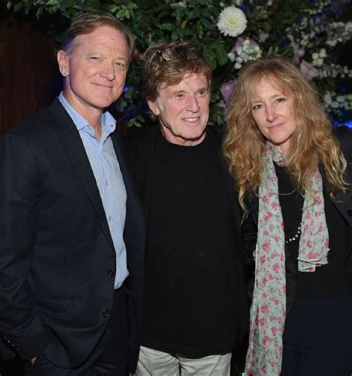 Who is Shauna Redford and Eric Schlosser's daughter? ·