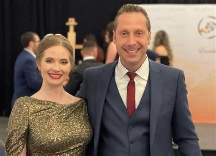 Who Is Simon Shaykhet (Veronica Meadows Husband)? Their Married Life