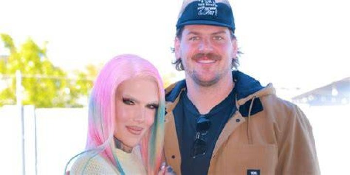 Who Is Taylor Lewan, the Mystery Man Jeffree Star Has Been Teasing?
