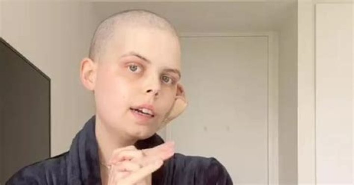 Who Is TikToker 'Shawty Bae'? The FlopTok Creator's Chaotic Fan Meet