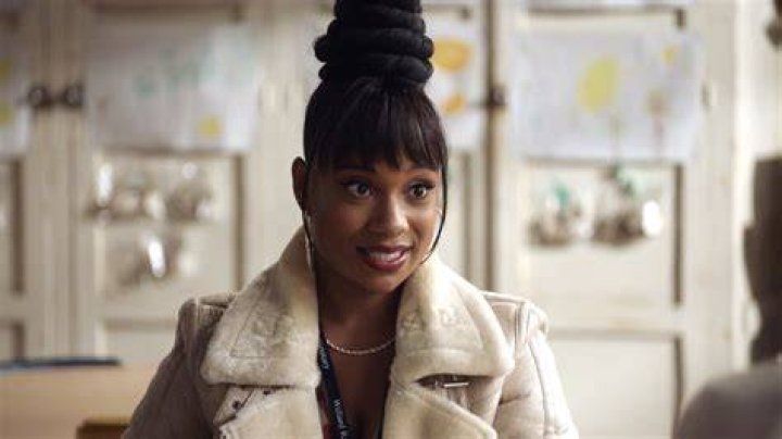 Who Plays Amber On Abbott Elementary?