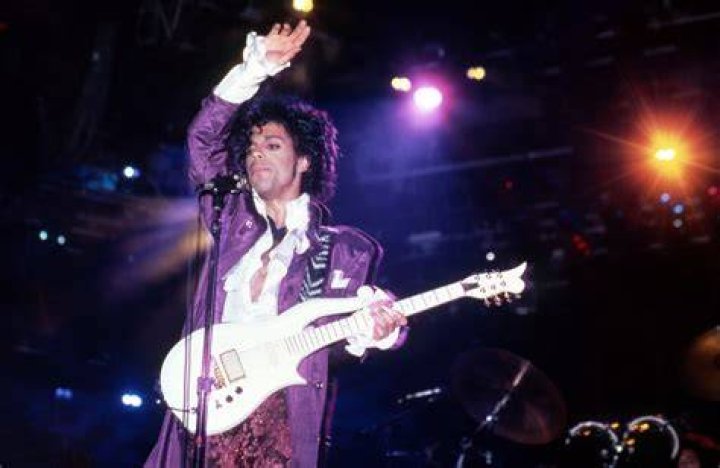 Who was Prince's favorite guitar player?
