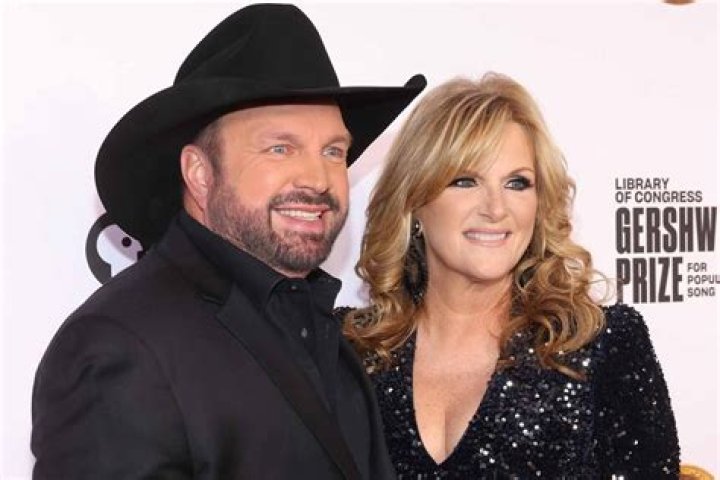 Why did Garth Brooks OptOut the CMA Entertainer of the Year Award?