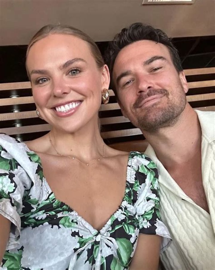 Why Is Hannah Brown on 'Bachelor In Paradise'? Episode 6 Teases Former