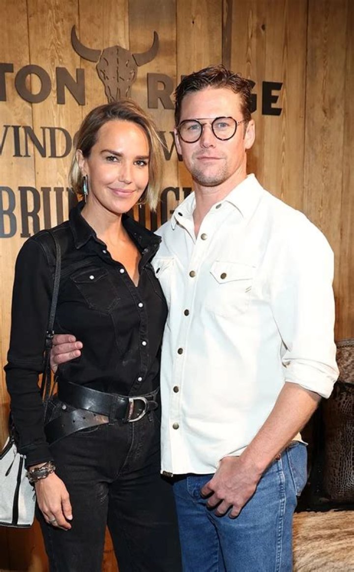 Will Brings Girlfriend Arielle Vandenberg to Vanity Fair Oscar