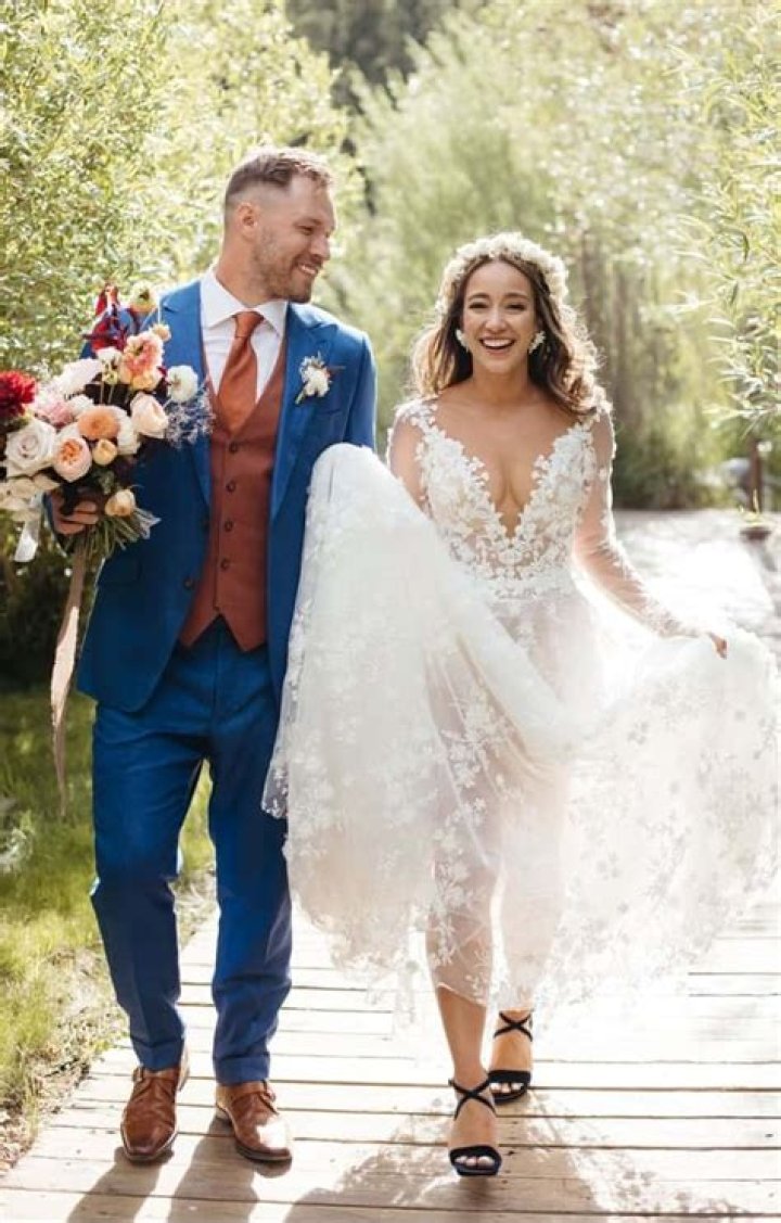 Will Compton is Married to Wife Charo Campton. Kids.