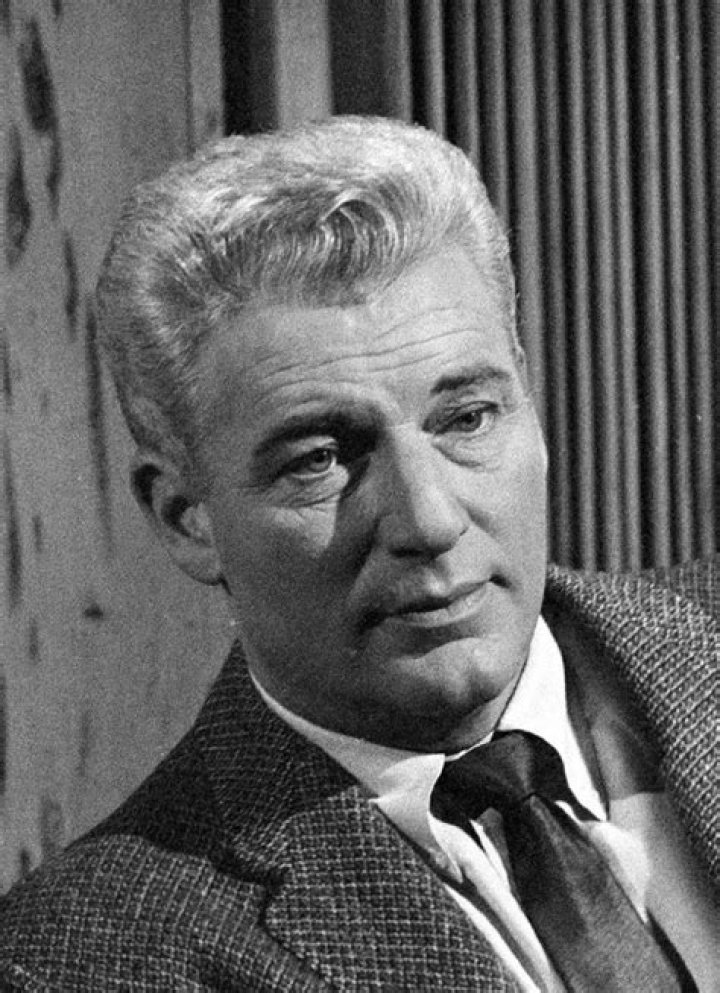 William HOPPER Biographie et filmographie