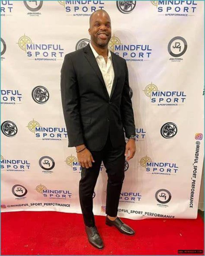 Williams Bio, Age, Net Worth, Salary, Husband, Children