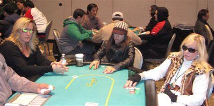 Winter Poker Open 2013 Event 22 7th Place McCurdy
