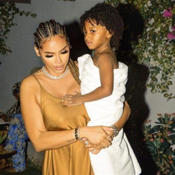 Wizkid wife