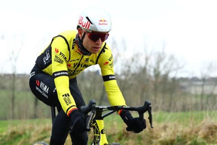 Wout van Aert Bio, Age, Parents, Education, Career, Wife