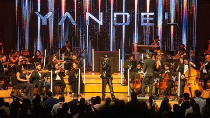 Yandel la leyenda Carlo Rivera, Romance, Men, Sweater Dress