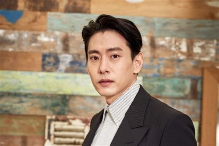Yoo Teo will lead the Disney+ drama "The Worst Boy in the World