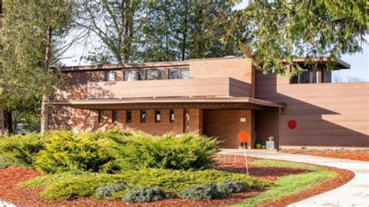 You Can Stay In Frank Lloyd Wright's Wisconsin "Dream House"