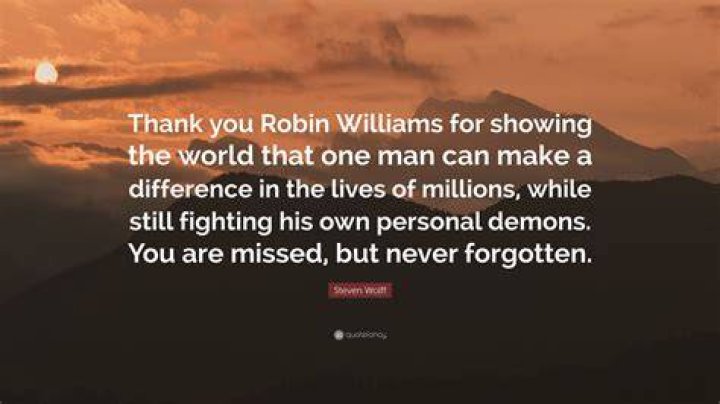 You Can Thank Robin Williams for the New Golden Age of Hairy Men
