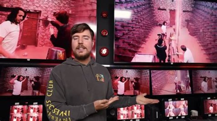 YouTube star Mr Beast reignites dating rumors with Thea Booysen after