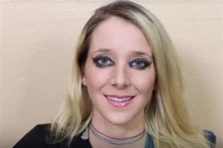 YouTuber Jenna Marbles Is Leaving YouTube After Being Called Out Over