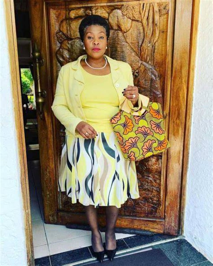 Yvonne Chaka Chaka bio age, children, husband, songs, albums, movies