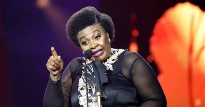 Yvonne Chaka Chaka shares her money lessons with Sumitra Nydoo KAYA 959