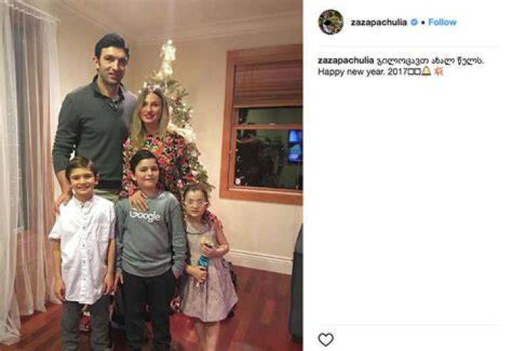 Zaza Pachulia asks his kids to name their favorite Warriors player