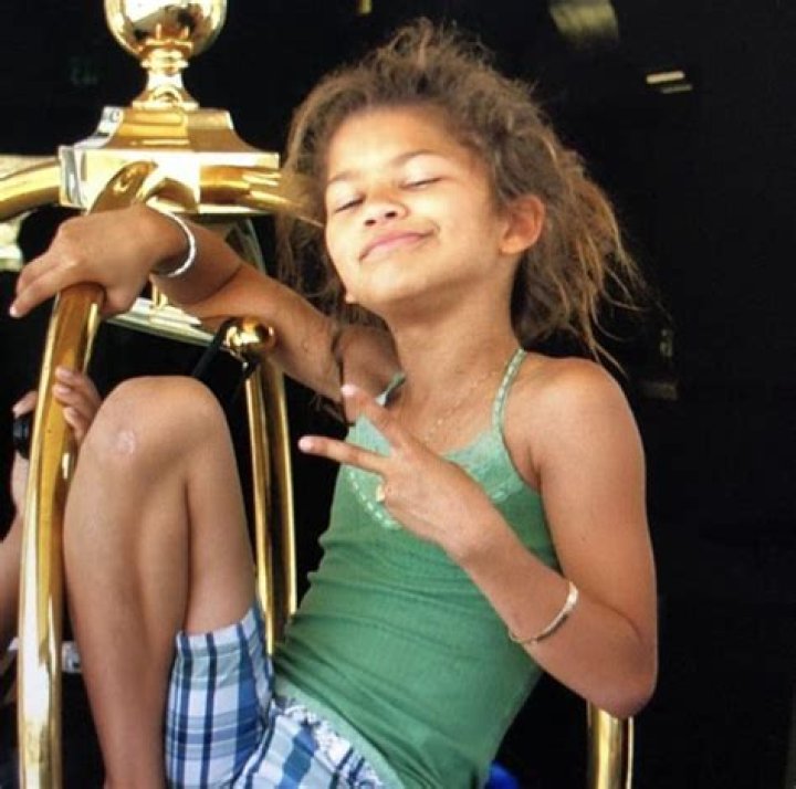 Zendaya Being a young Black woman in Hollywood 'heavy responsibility'