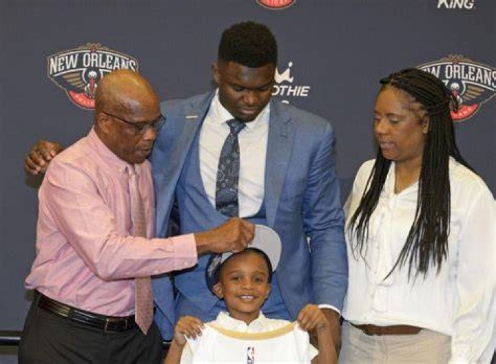 Zion Williamson Parents Meet Sharonda Sampson And Later Williamson