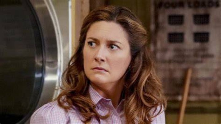 Zoe Perry About Entertainment.ie